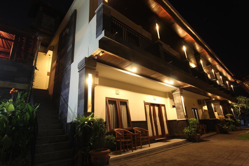 Surya Inn Kuta Lombok Exterior foto