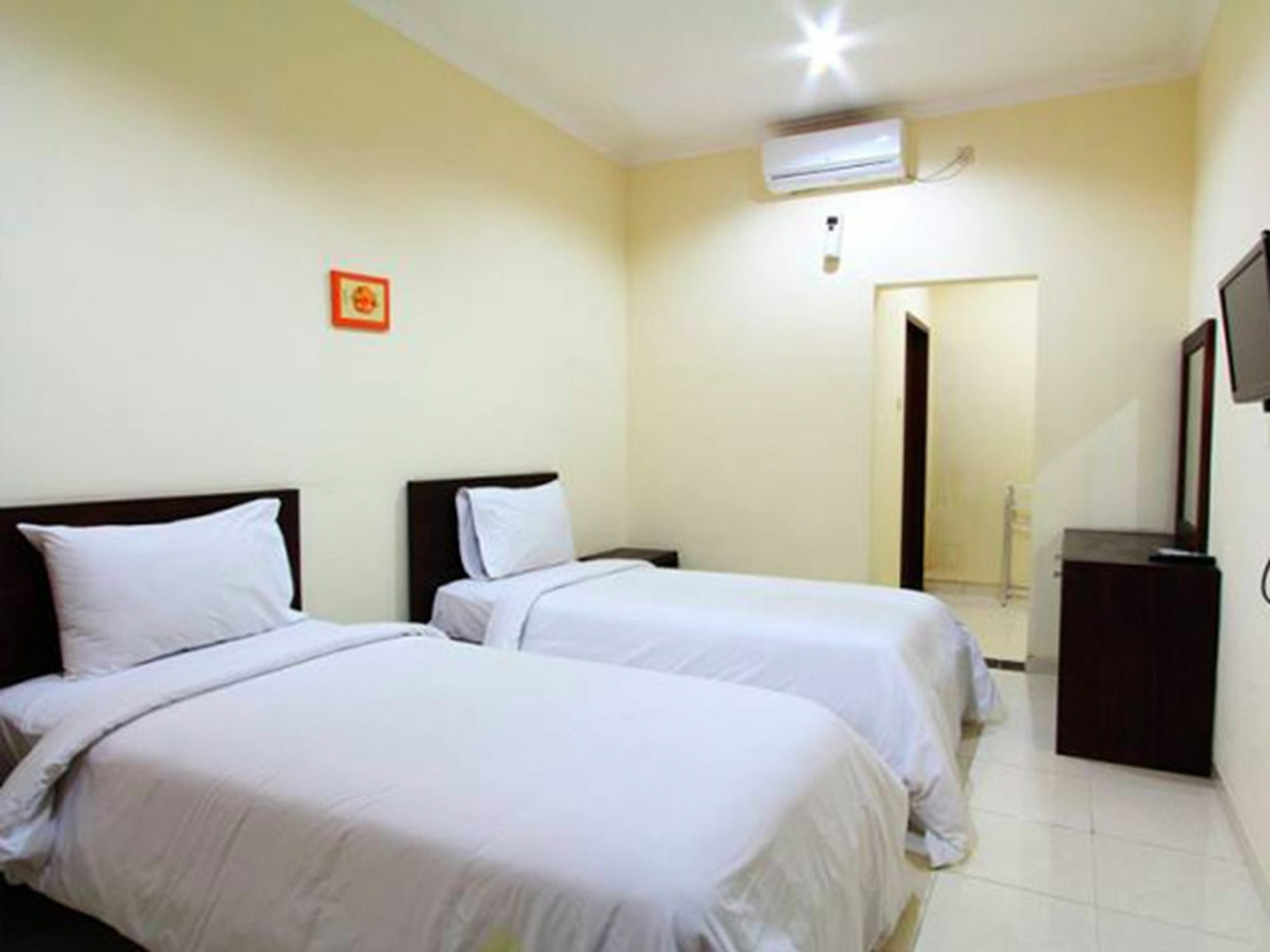 Surya Inn Kuta Lombok Exterior foto